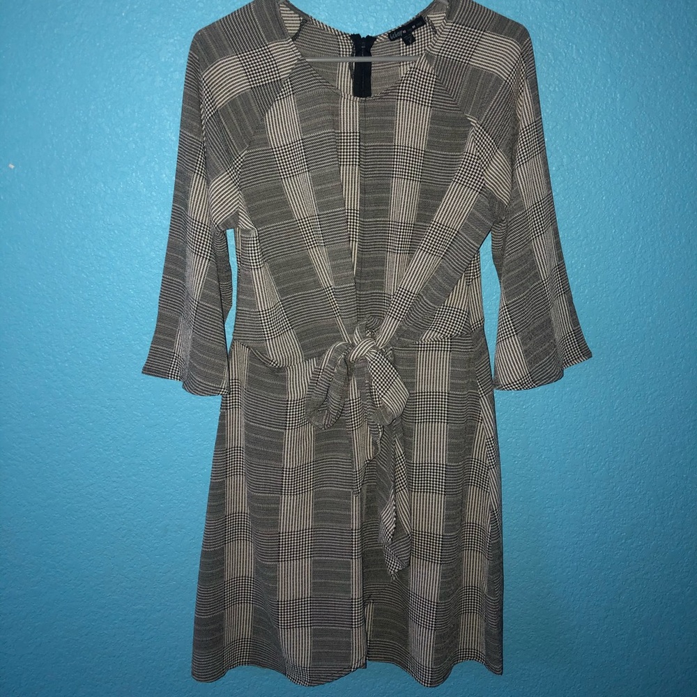 ❤️B&W plaid mini wrap dress❤️